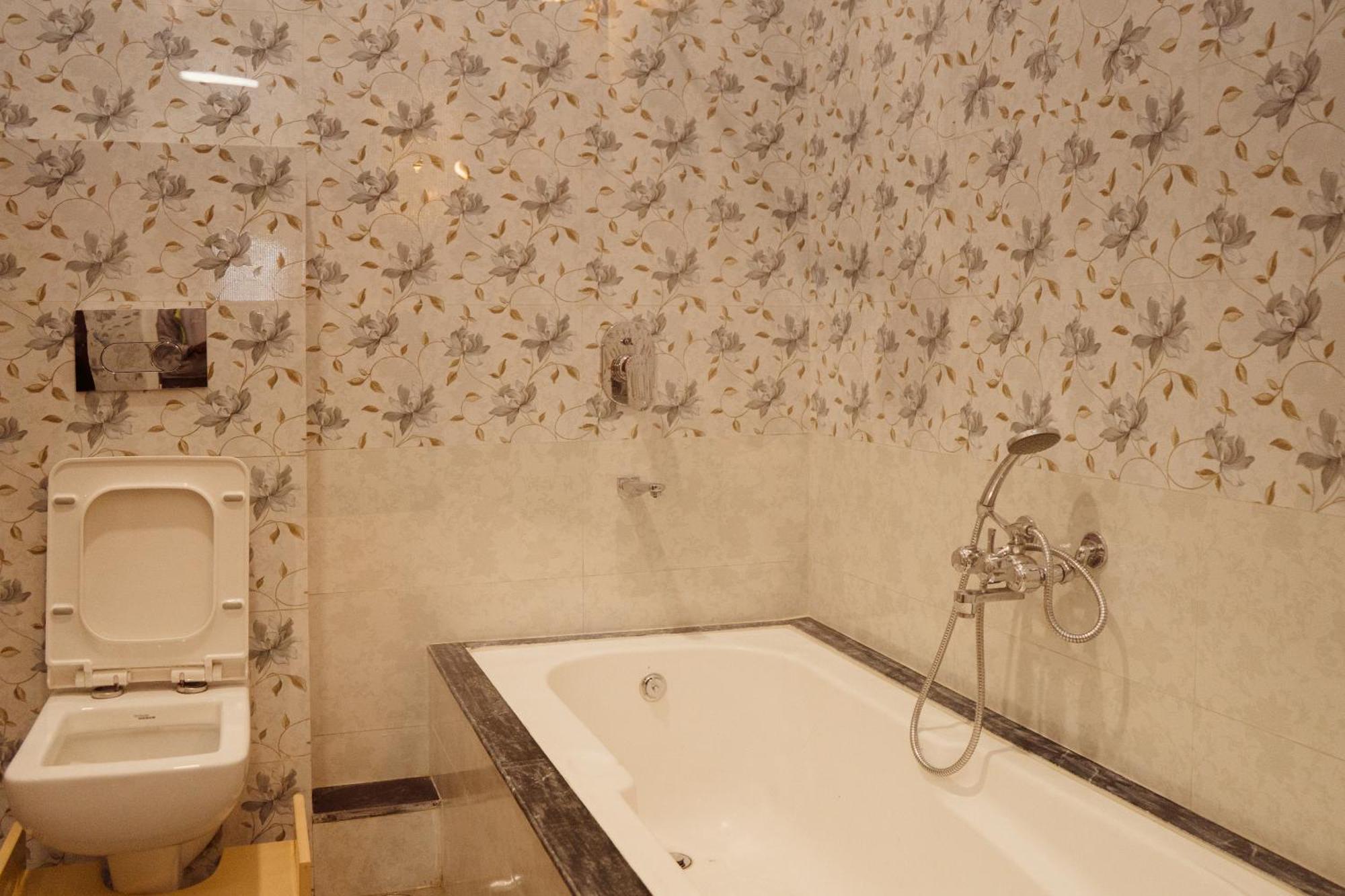 Tashi Palace Hotel Гангток Екстериор снимка