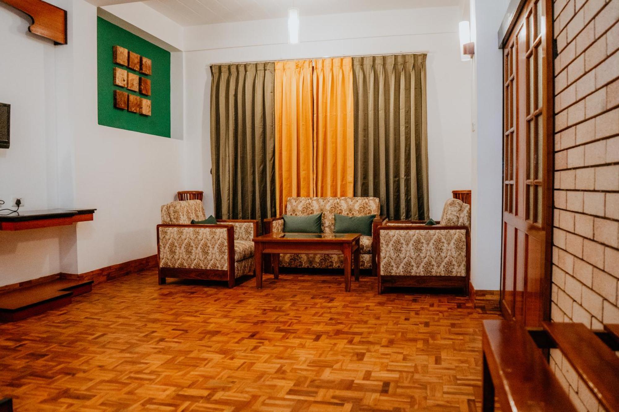 Tashi Palace Hotel Гангток Екстериор снимка